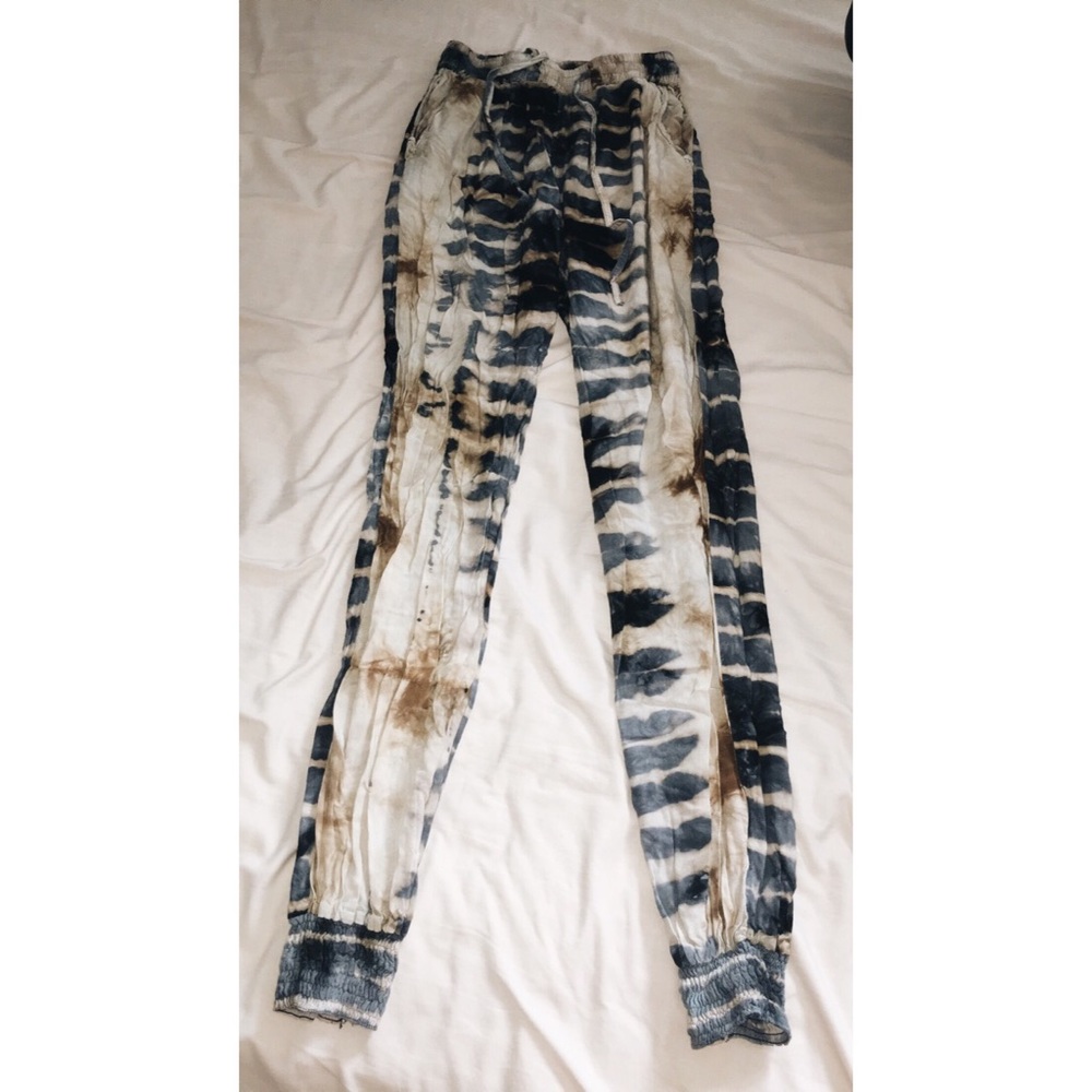 Earthbound flowy printed pants